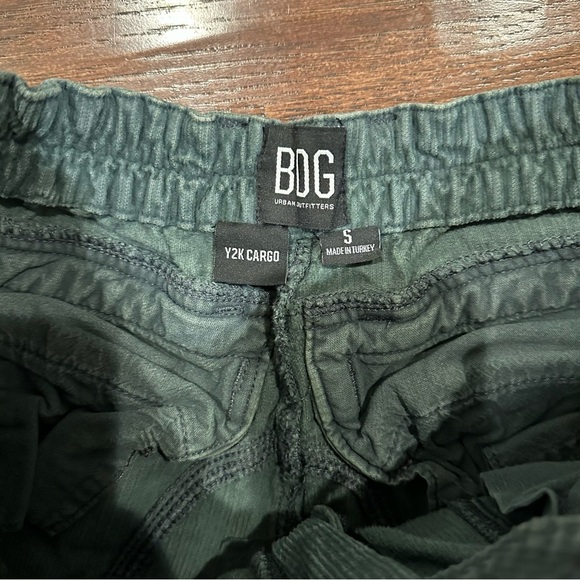 BDG Urban Outfitters Y2K Cargo Corduroy Pants - Forest Green - Picture 4 of 10